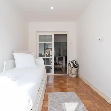Flh Downtown Central Flat With Balcony Lisbon Exterior photo