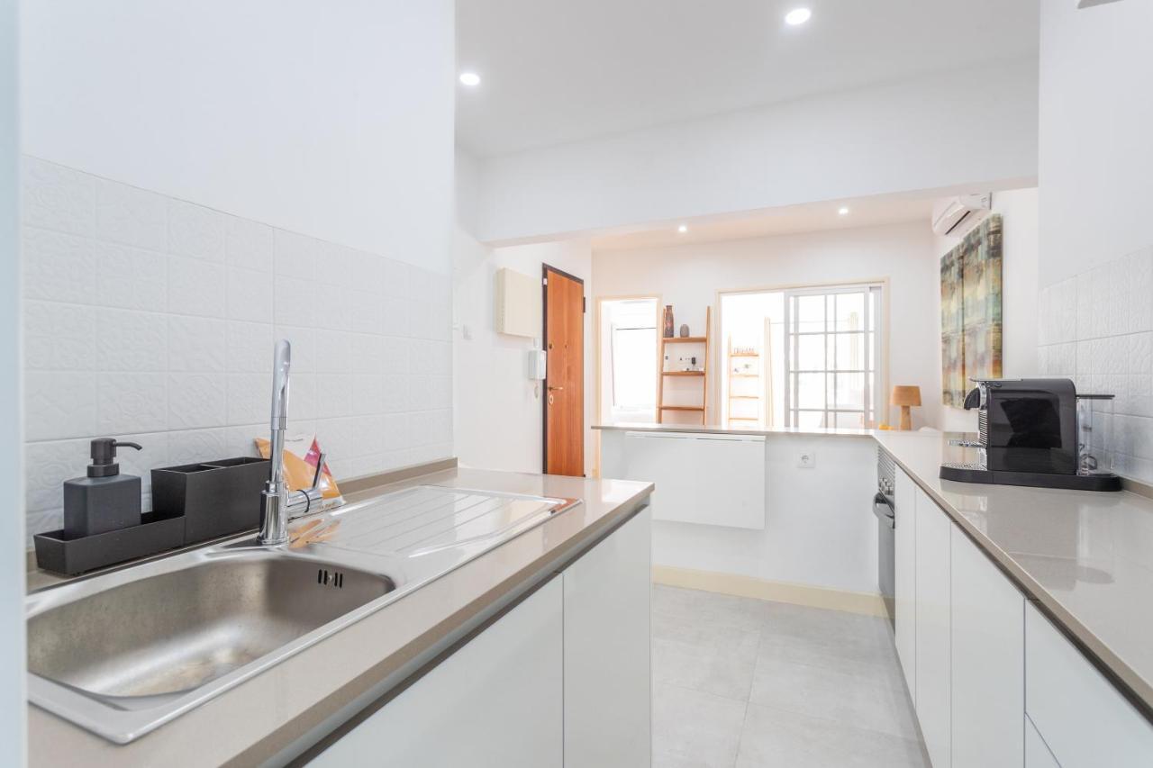Flh Downtown Flat With Balcony Appartement Lissabon